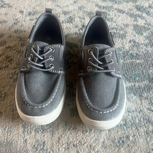New place boat shoes